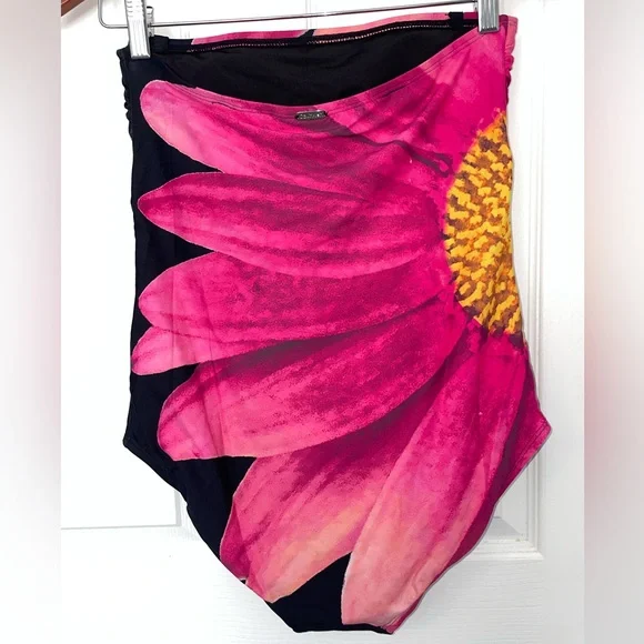 Calvin Klein swimsuit (10) - Picture 7 of 10